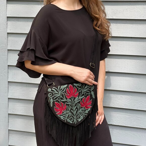 Red and Green Suede Fringed Purse Crossbody Bag - Picture 1 of 6